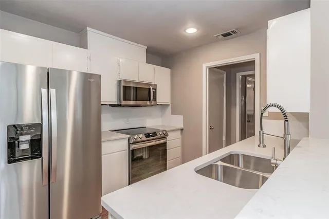 $2,795 | 4629 Washburn Avenue, Fort Worth, TX 76107