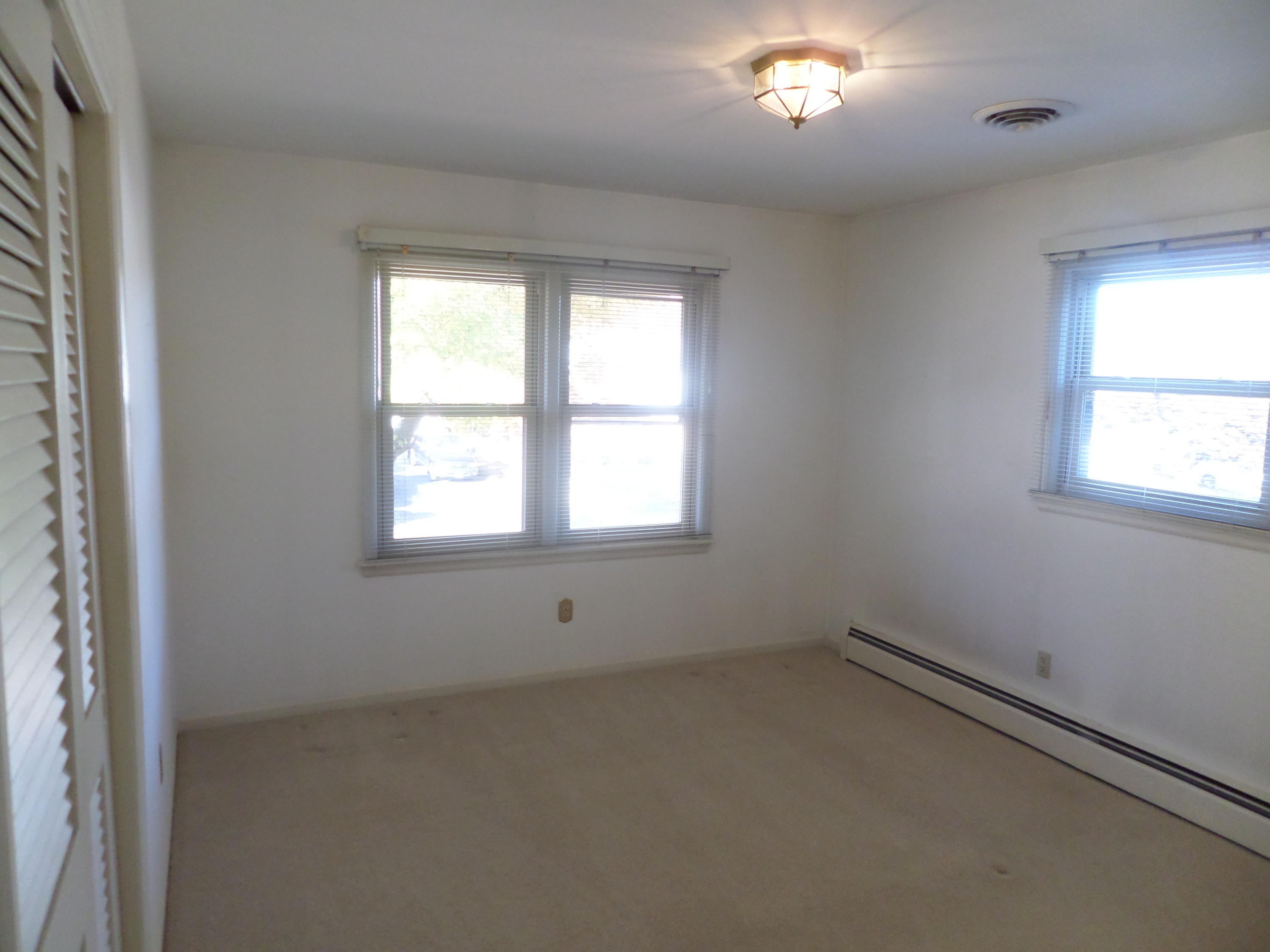 3002 Lofton Road Roanoke, VA 24018 - Photo 19 of 28 Bedroom 3