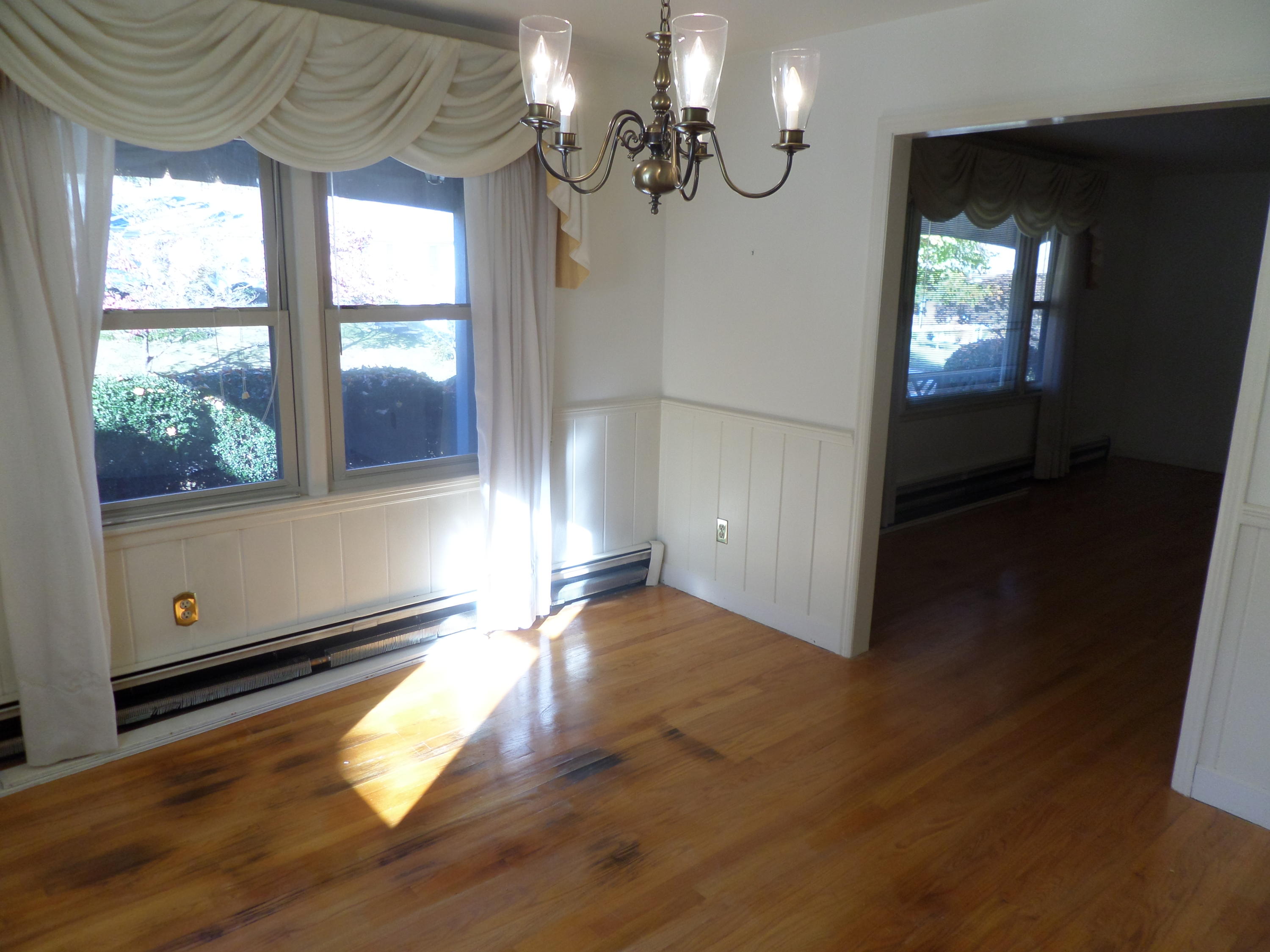 3002 Lofton Road Roanoke, VA 24018 - Photo 8 of 28 Dining Room
