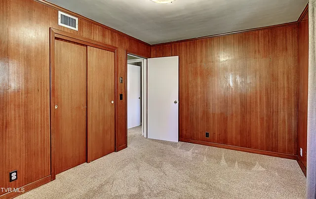 $270,000 | 528 Bays View Road, Kingsport, TN 37660