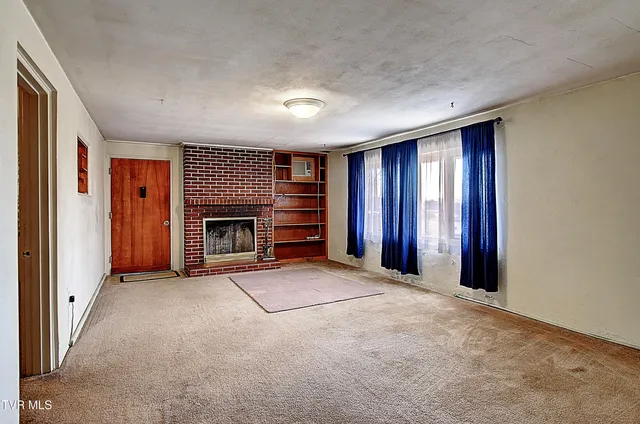 $270,000 | 528 Bays View Road, Kingsport, TN 37660