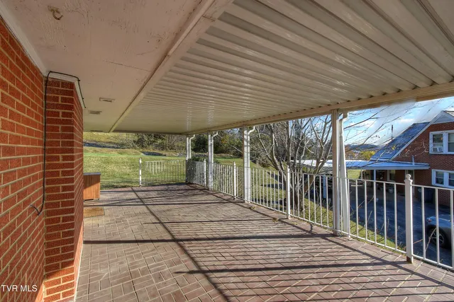 $270,000 | 528 Bays View Road, Kingsport, TN 37660