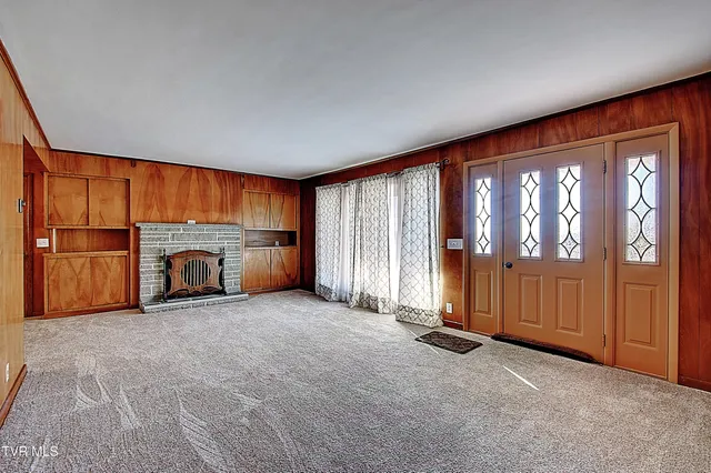 $270,000 | 528 Bays View Road, Kingsport, TN 37660