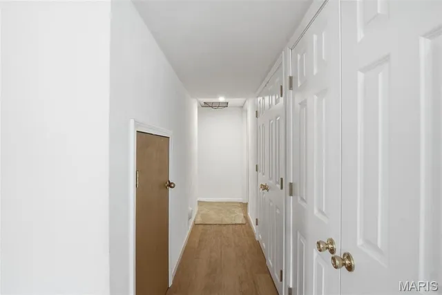 $277,500 | 320 North Cedar Bluff Drive, Valmeyer, IL 62295