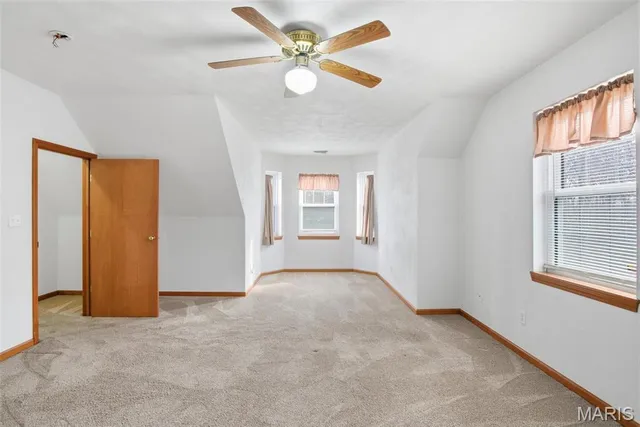 $277,500 | 320 North Cedar Bluff Drive, Valmeyer, IL 62295