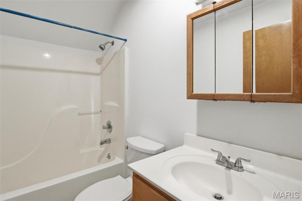 320 North Cedar Bluff Drive Valmeyer, IL 62295 - Photo 37 of 47