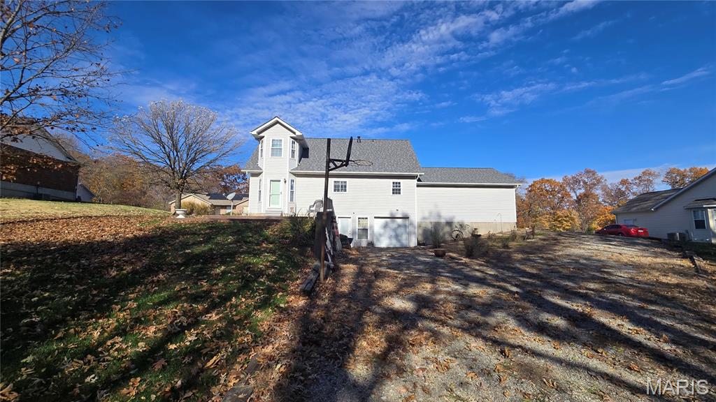 320 North Cedar Bluff Drive Valmeyer, IL 62295 - Photo 4 of 47