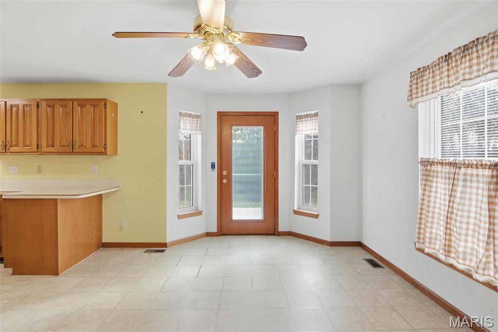 320 North Cedar Bluff Drive Valmeyer, IL 62295 - Photo 9 of 47