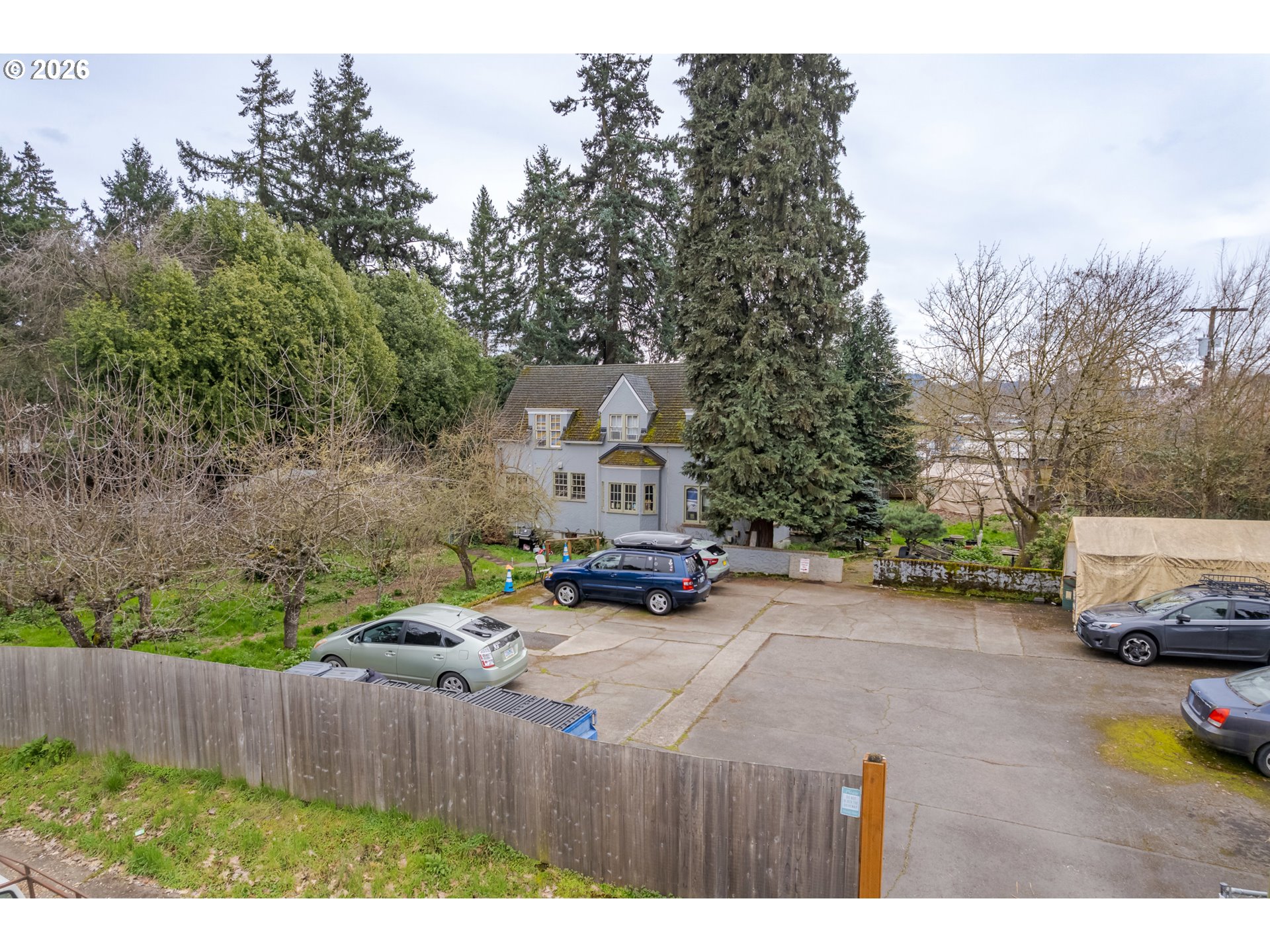 325 River Road Eugene, OR 97404 - Photo 41 of 44 Parking