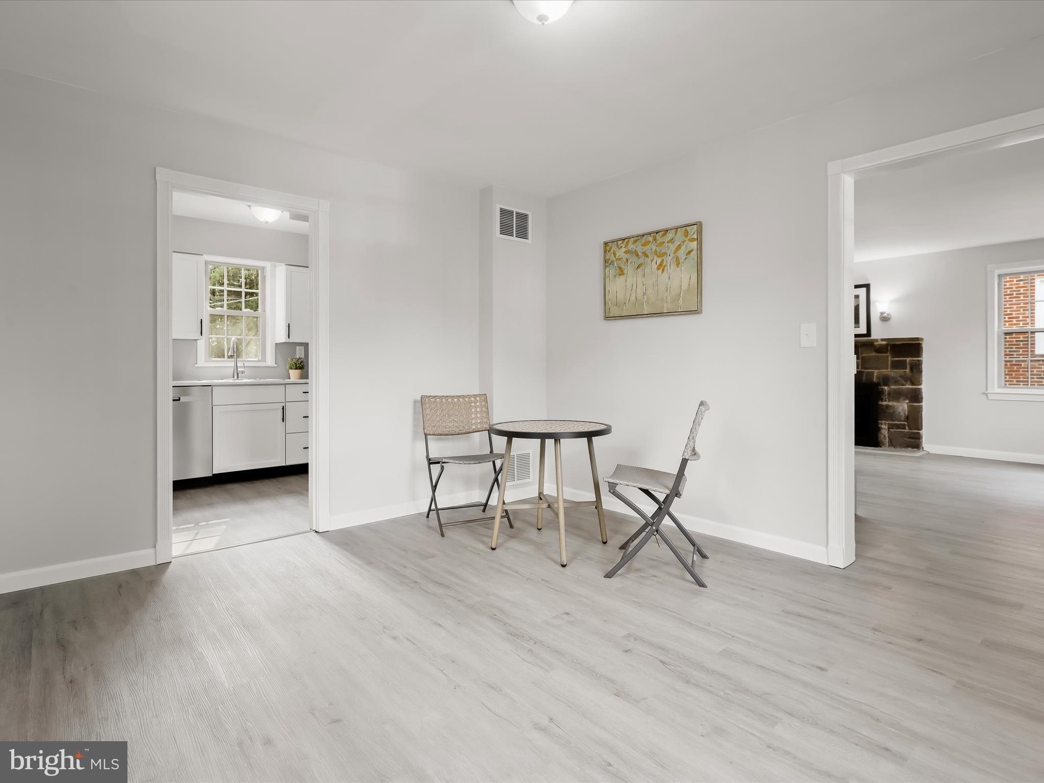7012 Deerfield Road Pikesville, MD 21208 - Photo 14 of 43 Dining Room