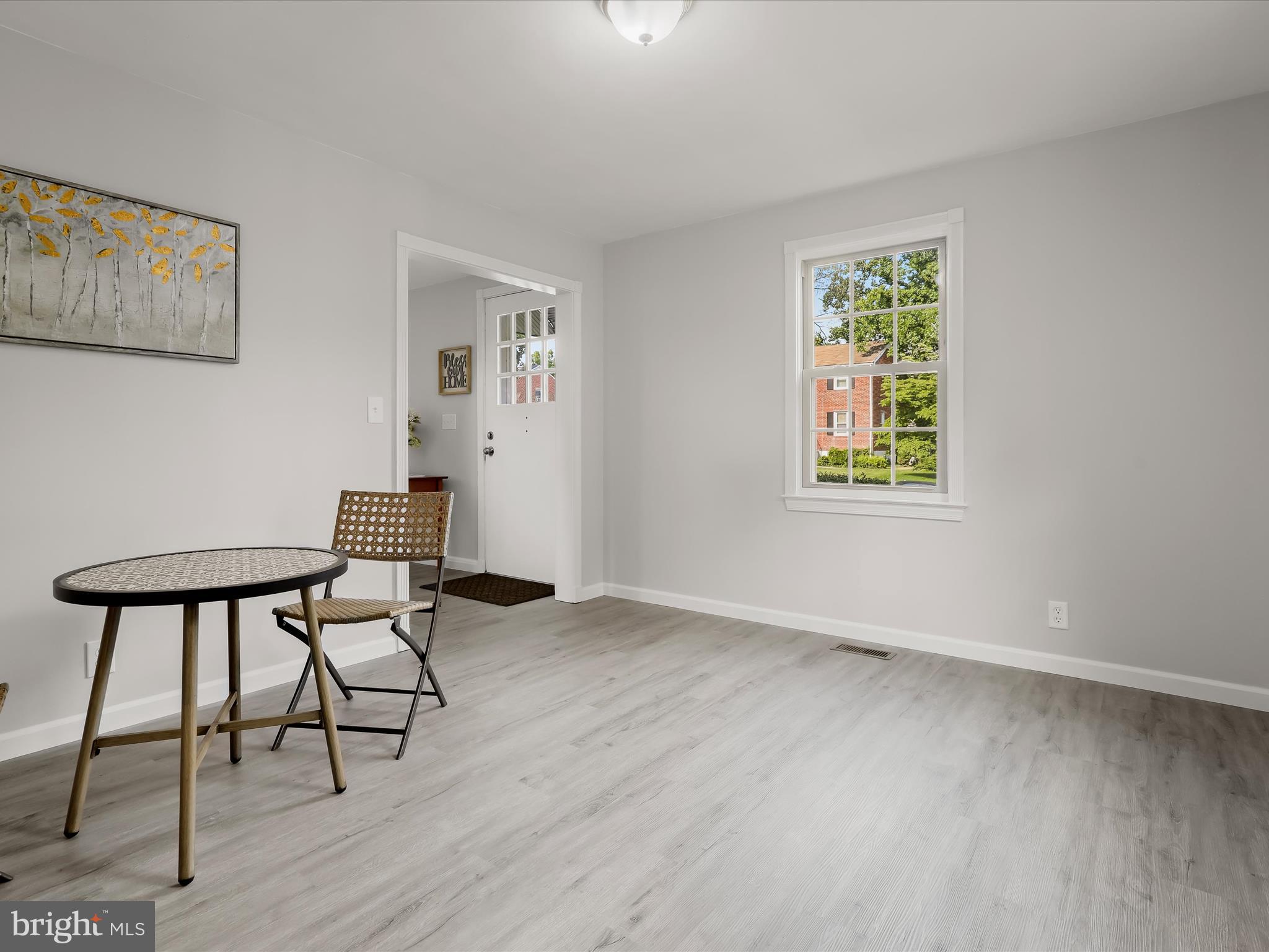 7012 Deerfield Road Pikesville, MD 21208 - Photo 15 of 43 Dining Room