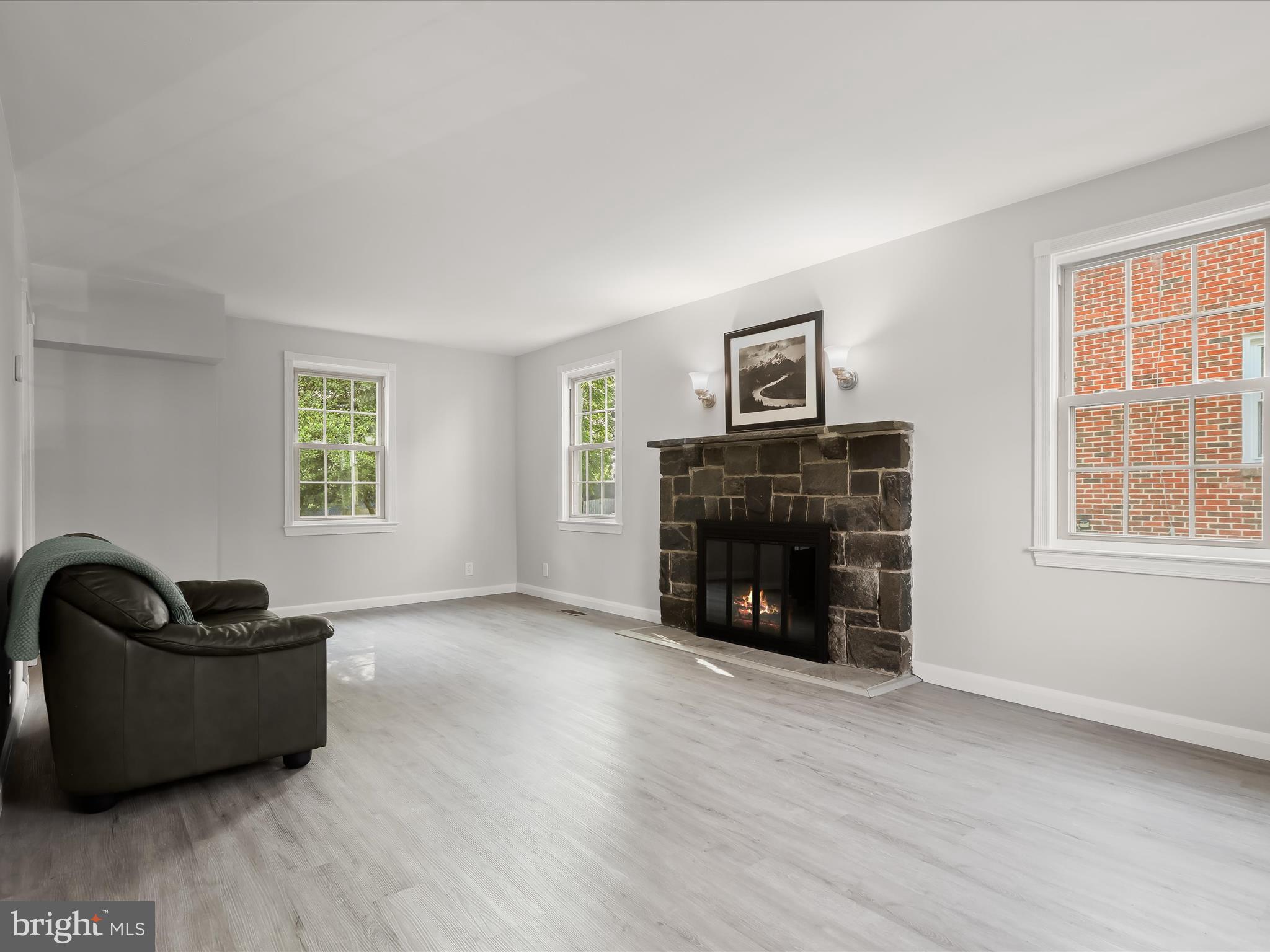 7012 Deerfield Road Pikesville, MD 21208 - Photo 2 of 43 Living Room