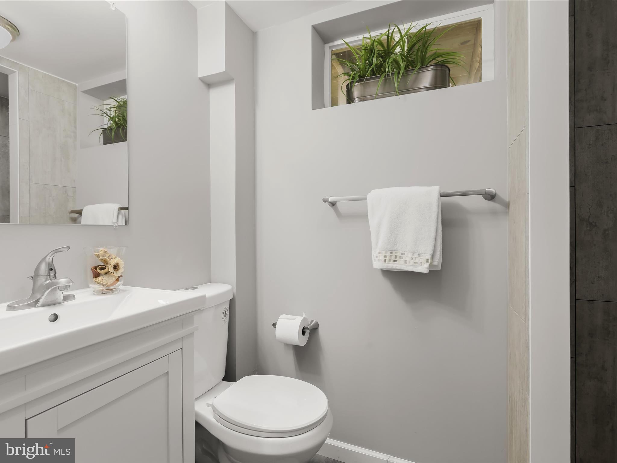 7012 Deerfield Road Pikesville, MD 21208 - Photo 31 of 43 Lower Level Bath