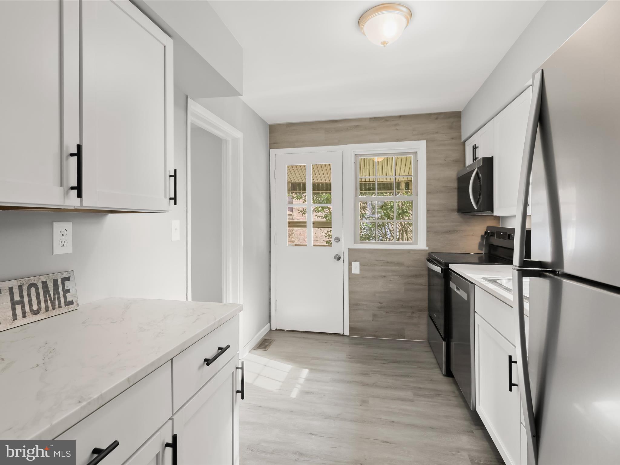 7012 Deerfield Road Pikesville, MD 21208 - Photo 9 of 43 Kitchen