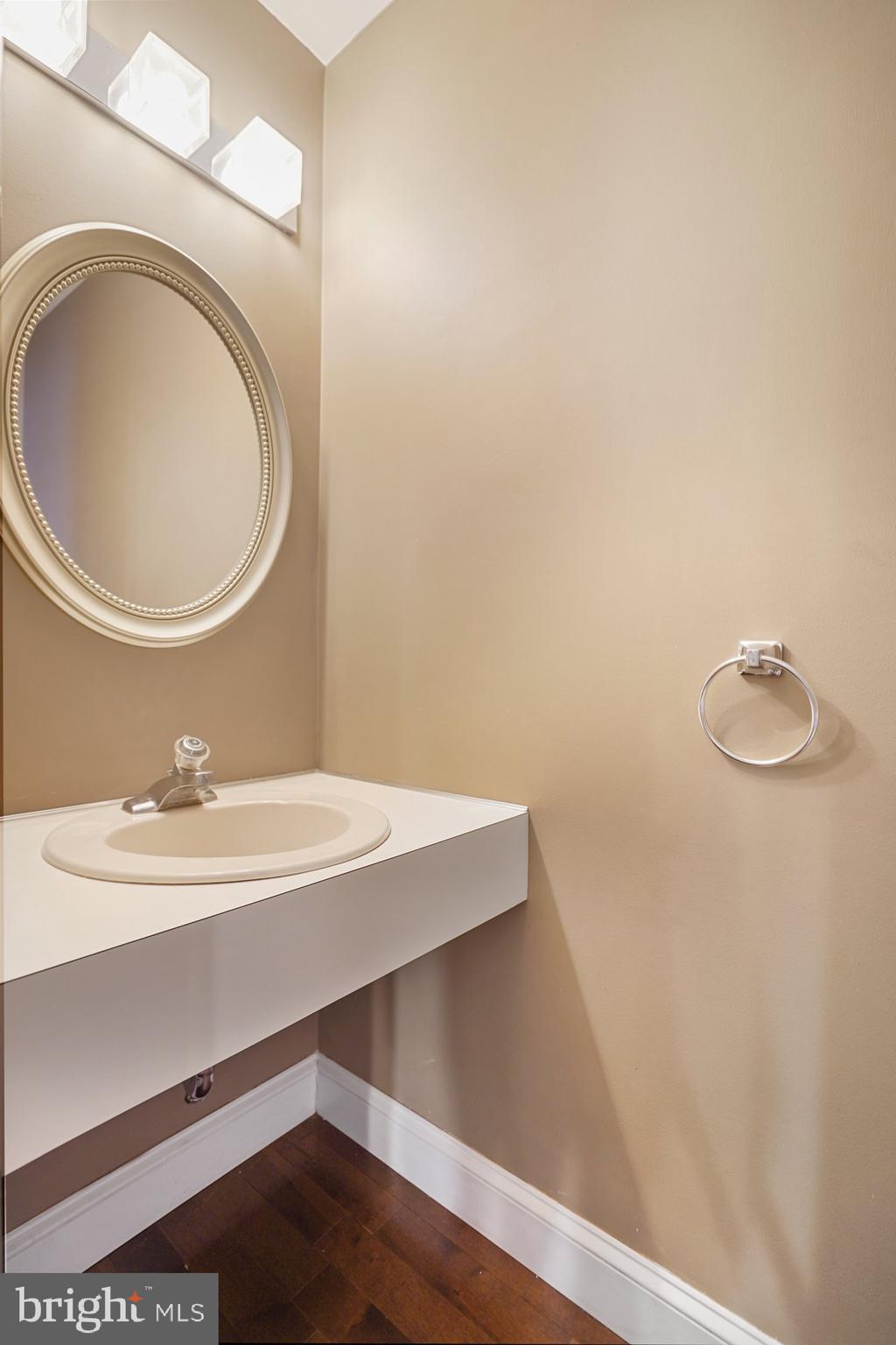 119 Merion Lane Reading, PA 19607 - Photo 21 of 26 Bathroom