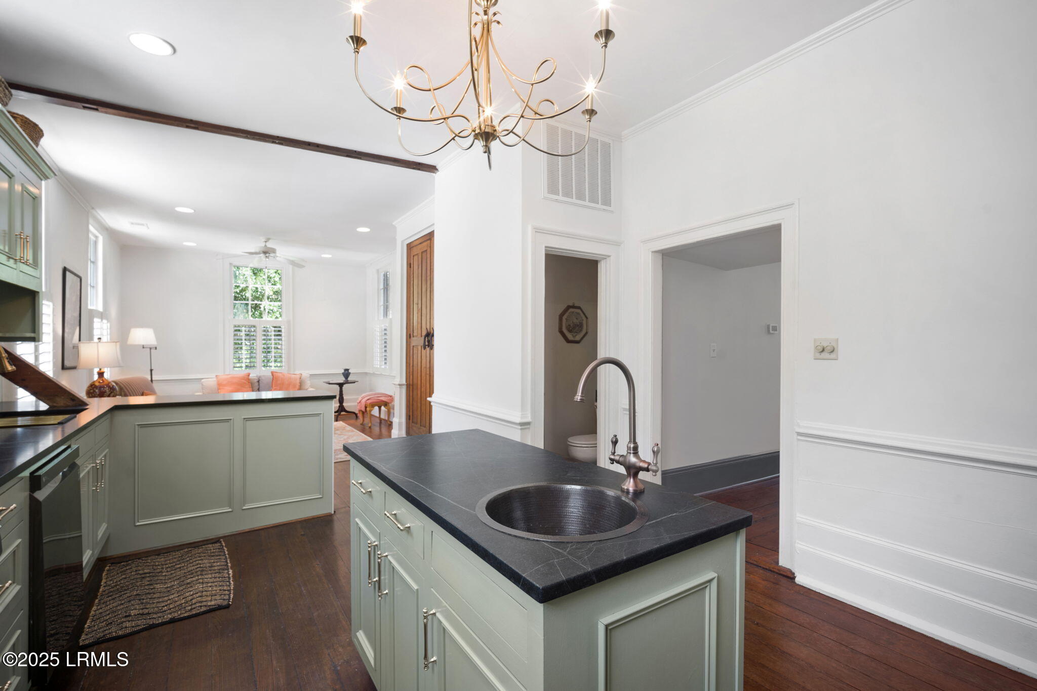 409 Federal Street Beaufort, SC 29902 - Photo 12 of 70 19-web-or-mls-DSC03063