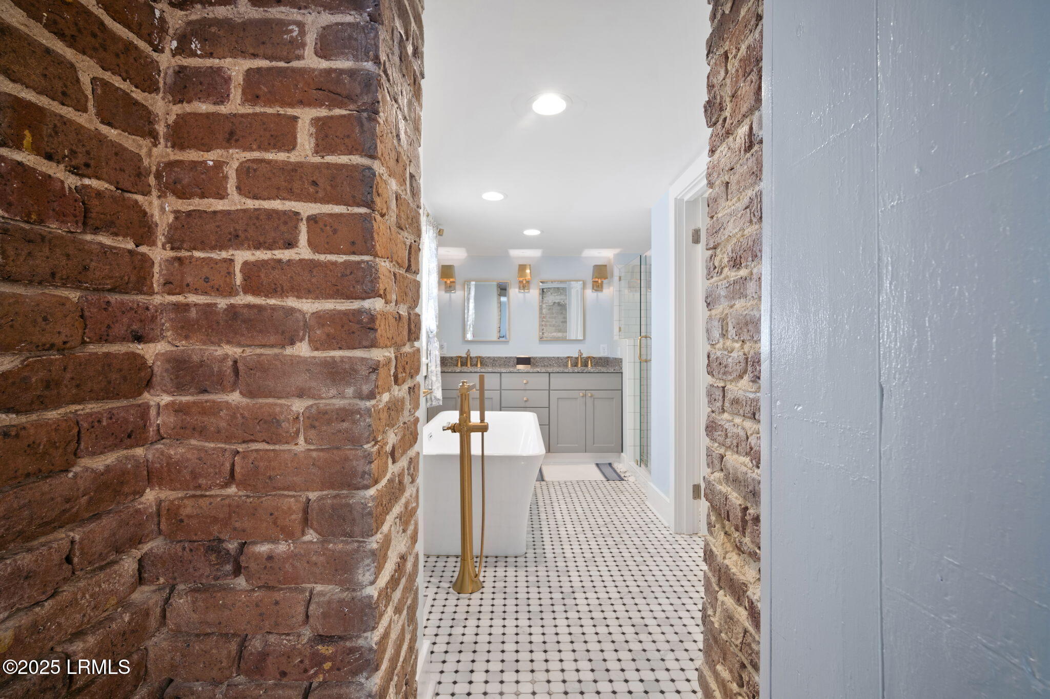 409 Federal Street Beaufort, SC 29902 - Photo 25 of 70 38-web-or-mls-DSC03172