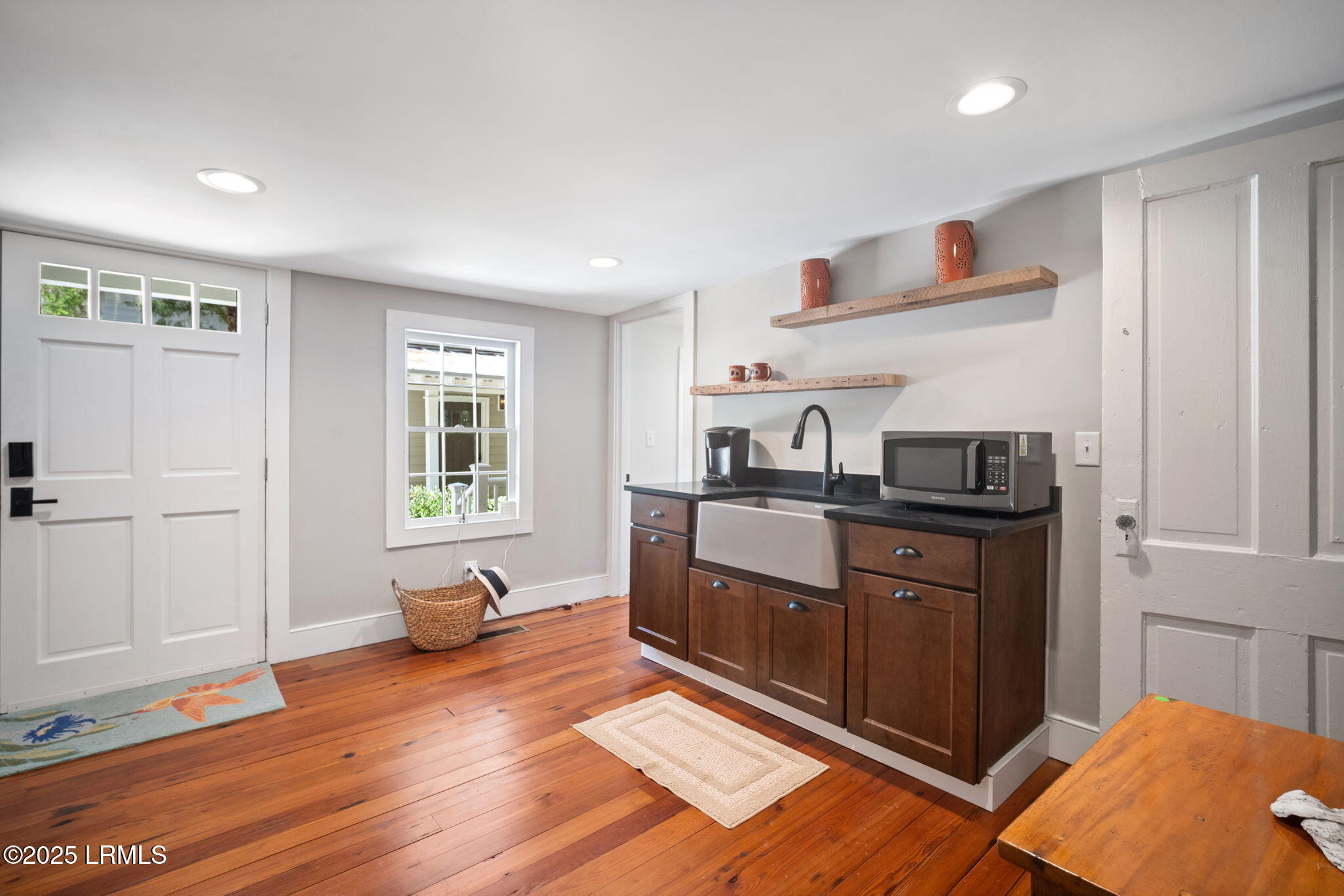 409 Federal Street Beaufort, SC 29902 - Photo 29 of 70 30-web-or-mls-DSC03133