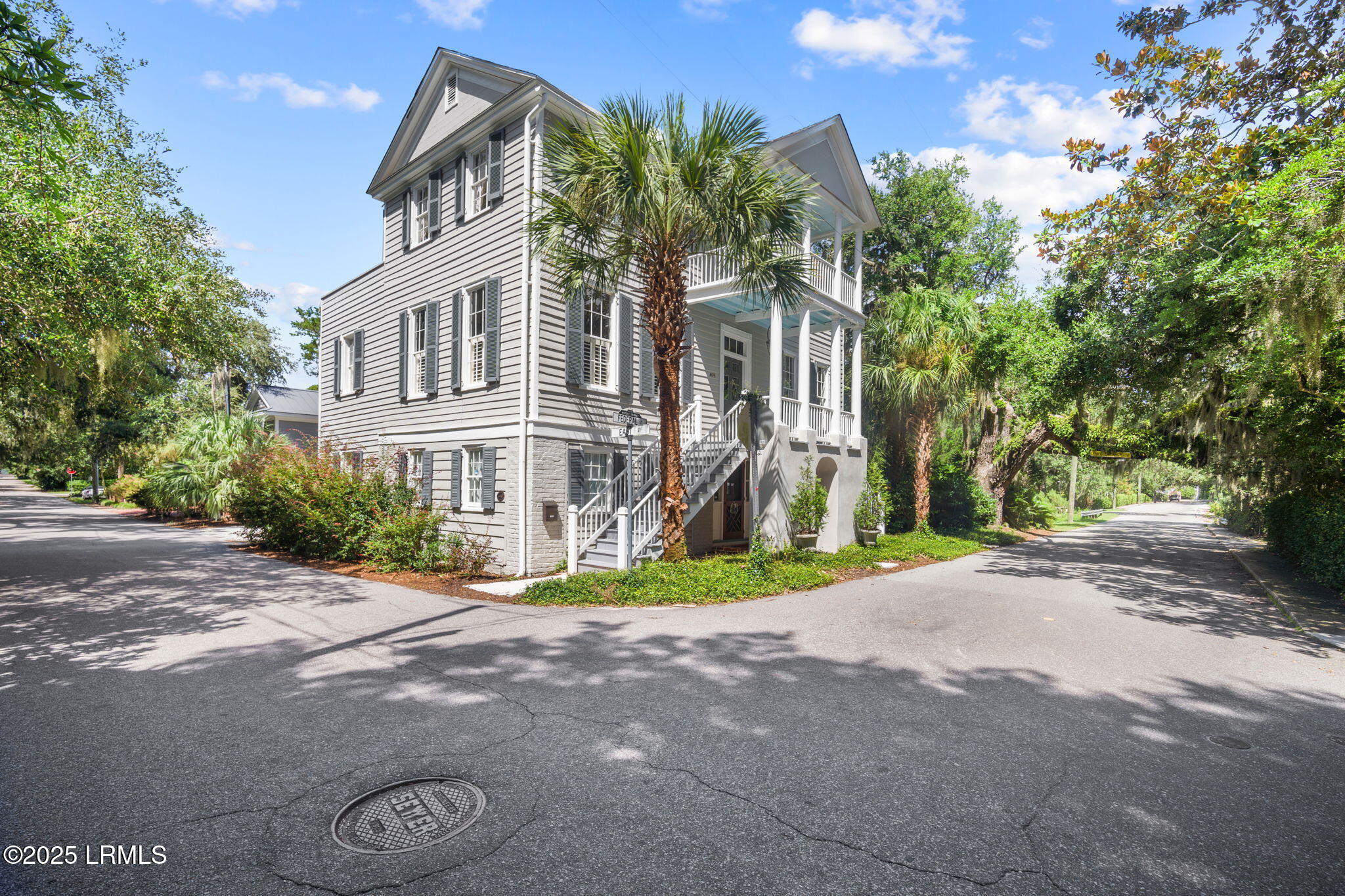 409 Federal Street Beaufort, SC 29902 - Photo 3 of 70 1-web-or-mls-Beaufort-1-2