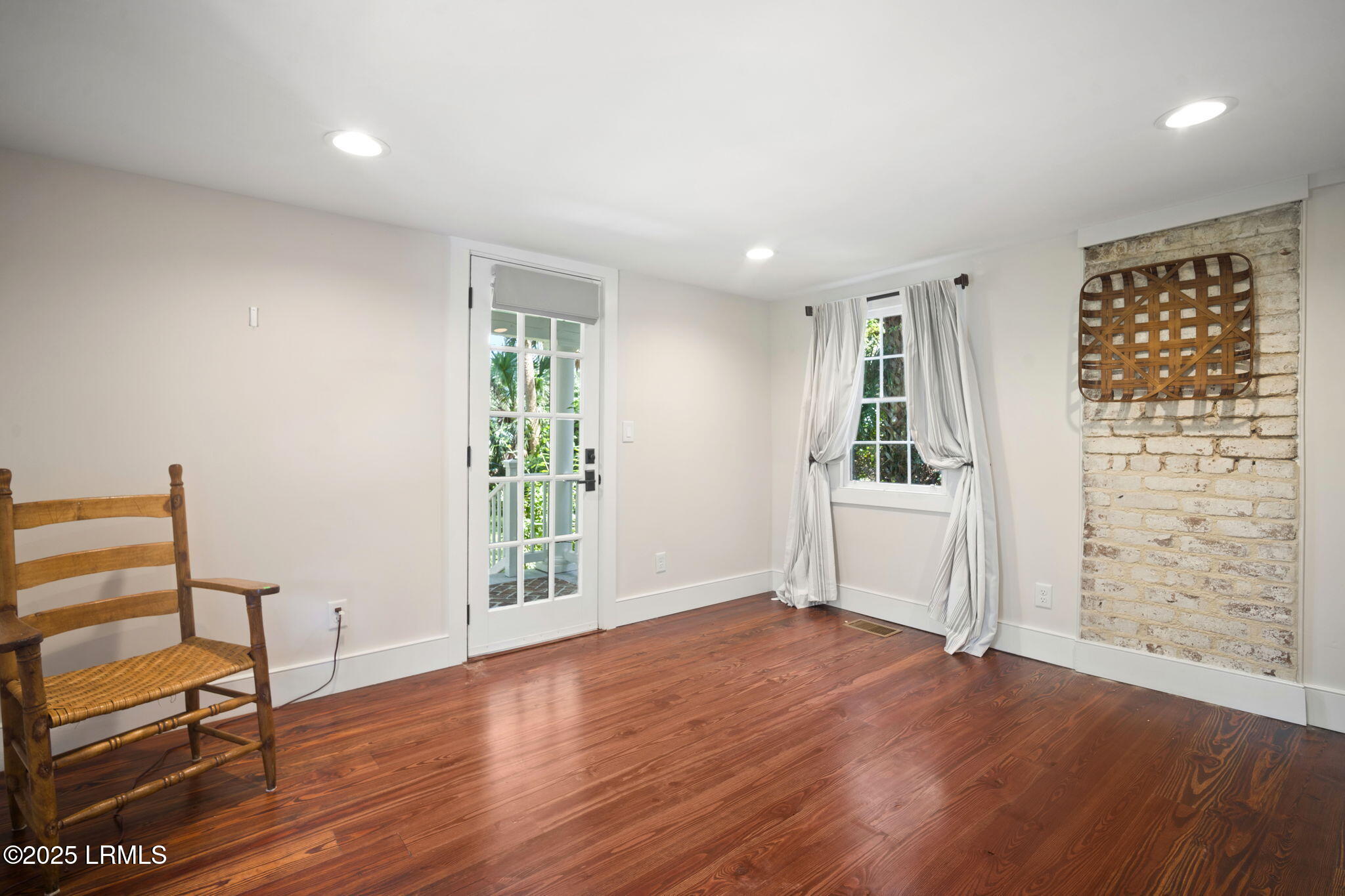 409 Federal Street Beaufort, SC 29902 - Photo 32 of 70 33-web-or-mls-DSC03148