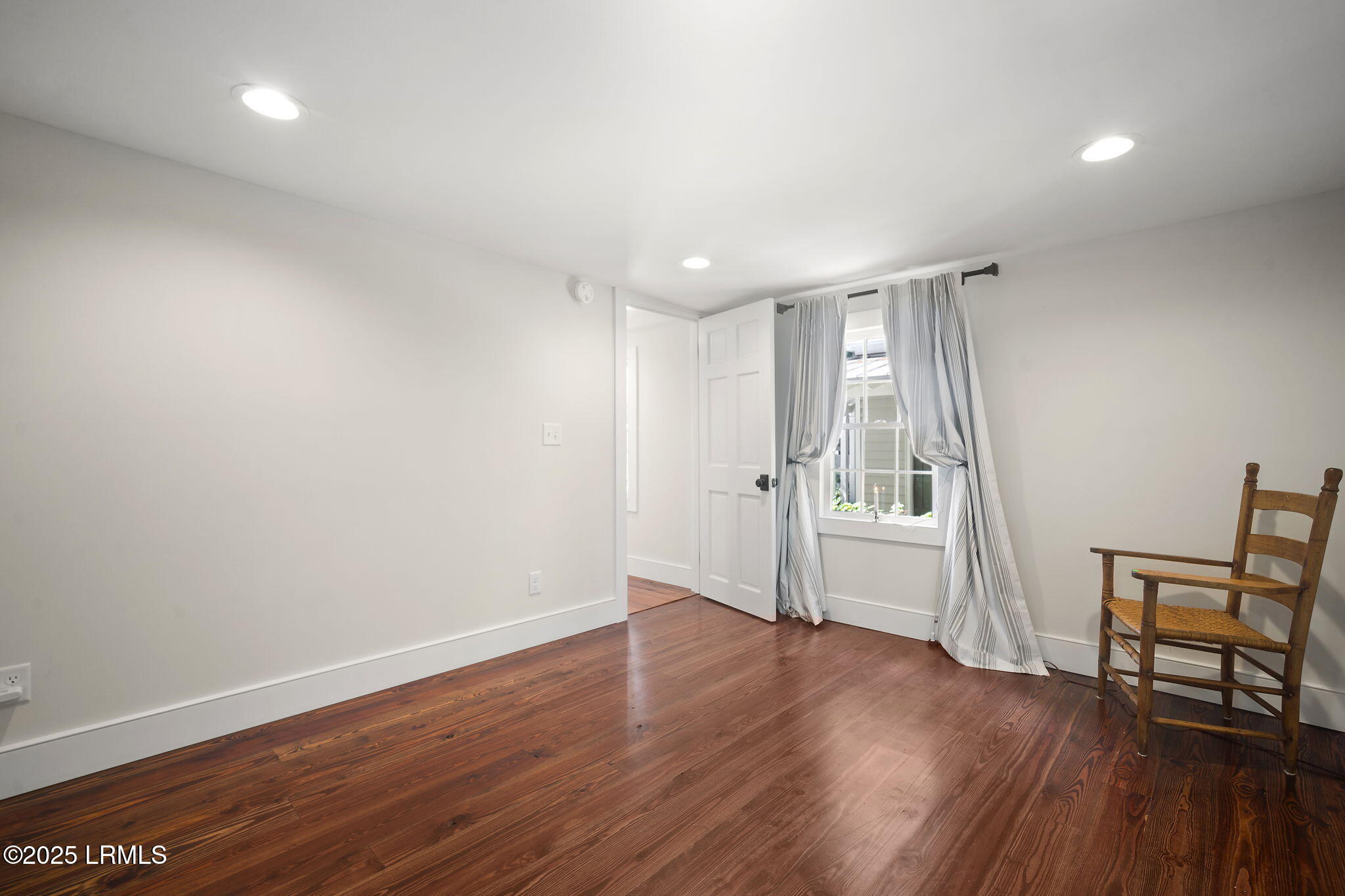 409 Federal Street Beaufort, SC 29902 - Photo 33 of 70 34-web-or-mls-DSC03153