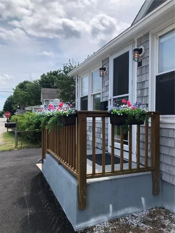 $2,600 | 108 Ormerod Avenue, Portsmouth, RI 02871
