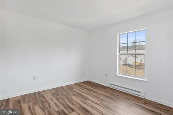 $1,575 | 102 Waterford Lane, Winchester, VA 22602