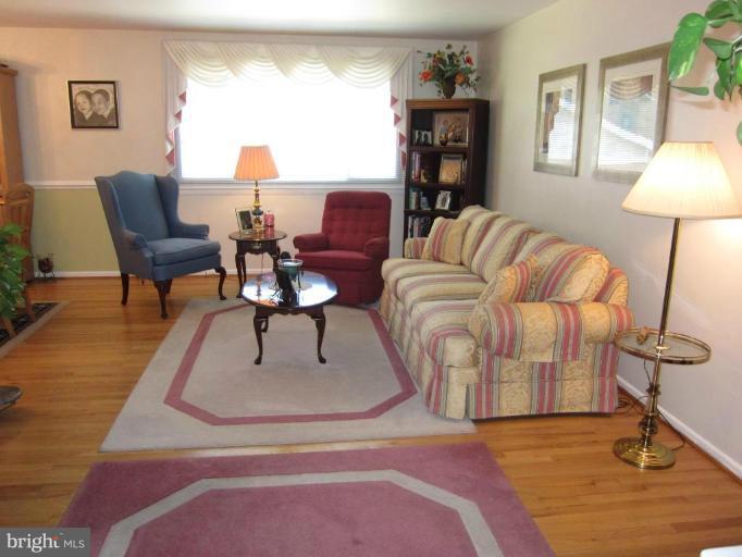604 Lowander Lane Silver Spring, MD 20901 - Photo 16 of 30 Living Room #2