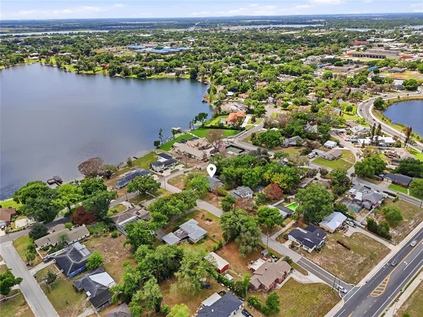 $295,900 | 104 11th Street Southeast, Winter Haven, FL 33880