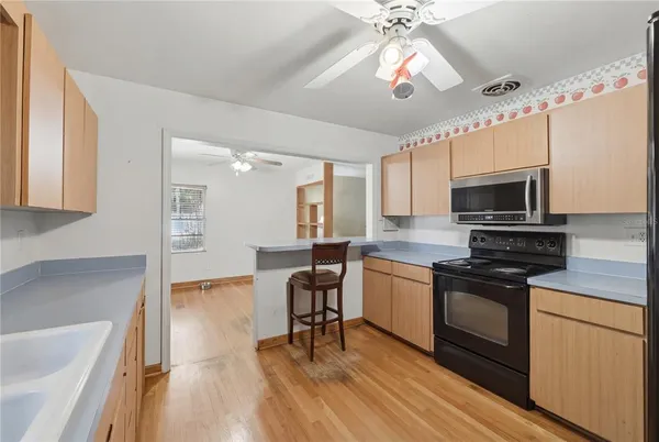 $295,900 | 104 11th Street Southeast, Winter Haven, FL 33880