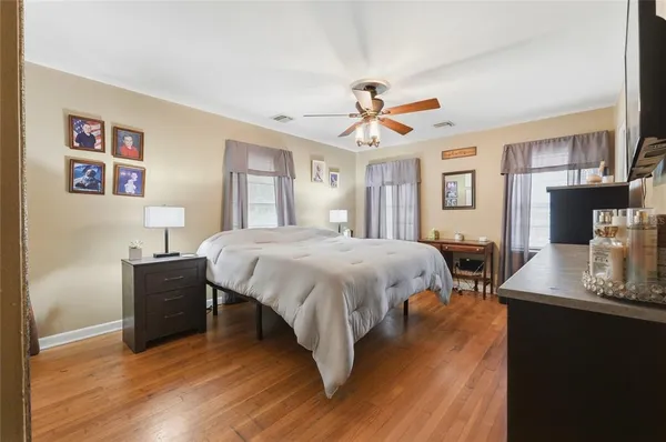 $295,900 | 104 11th Street Southeast, Winter Haven, FL 33880