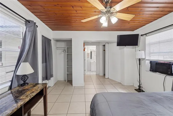 $295,900 | 104 11th Street Southeast, Winter Haven, FL 33880