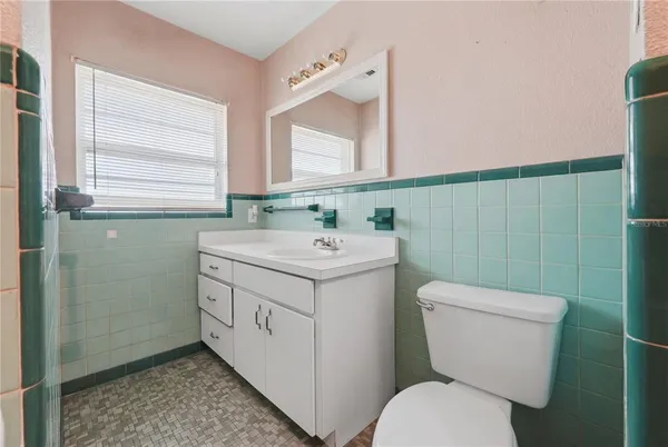 $295,900 | 104 11th Street Southeast, Winter Haven, FL 33880