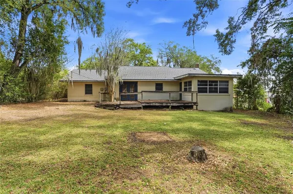 $295,900 | 104 11th Street Southeast, Winter Haven, FL 33880