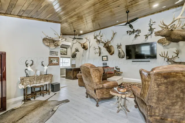 $957,000 | 19150 Saginaw Drive, Canyon, TX 79015