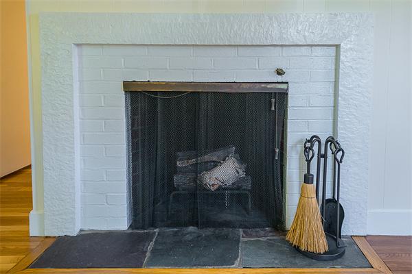 4 Girdler Road Marblehead, MA 01945 - Photo 11 of 29