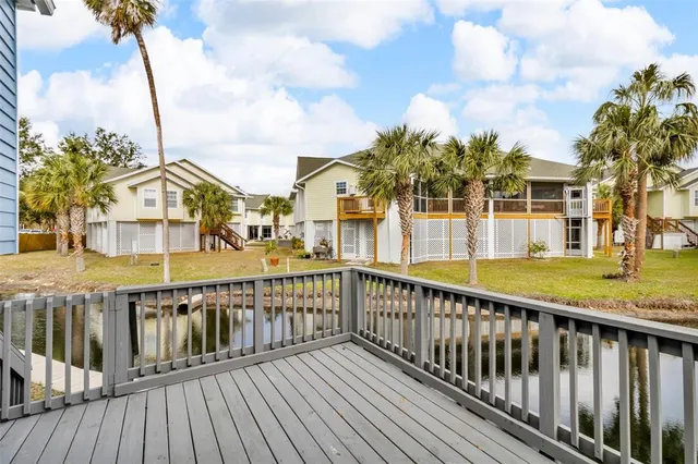$349,500 | 11961 West Edgeview Court, Unit 11961, Crystal River, FL 34429