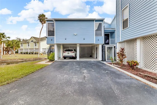 $349,500 | 11961 West Edgeview Court, Unit 11961, Crystal River, FL 34429