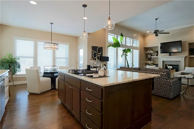 $579,900 | 1700 Northeast Parkwood Drive, Lee's Summit, MO 64064