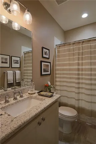 $579,900 | 1700 Northeast Parkwood Drive, Lee's Summit, MO 64064