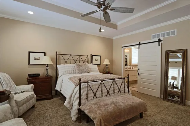 $579,900 | 1700 Northeast Parkwood Drive, Lee's Summit, MO 64064