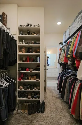 $579,900 | 1700 Northeast Parkwood Drive, Lee's Summit, MO 64064