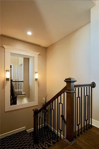 $579,900 | 1700 Northeast Parkwood Drive, Lee's Summit, MO 64064