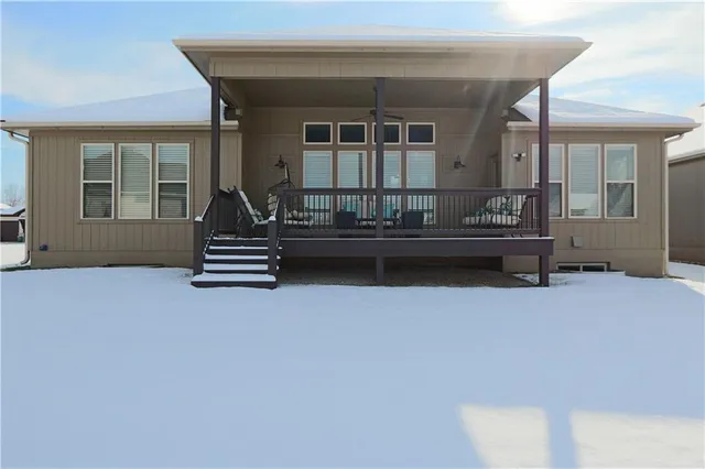 $579,900 | 1700 Northeast Parkwood Drive, Lee's Summit, MO 64064