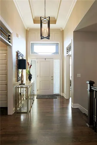 $579,900 | 1700 Northeast Parkwood Drive, Lee's Summit, MO 64064