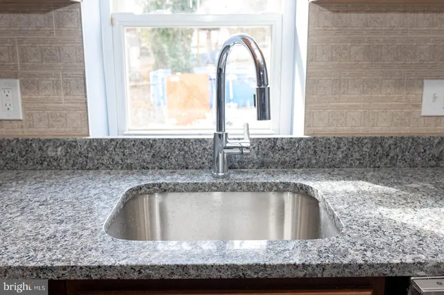 $1,600 | 2111 Sunbriar Road, Gwynn Oak, MD 21207