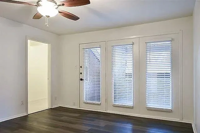 $220,000 | 5550 Spring Valley Road, Unit E22, Dallas, TX 75202