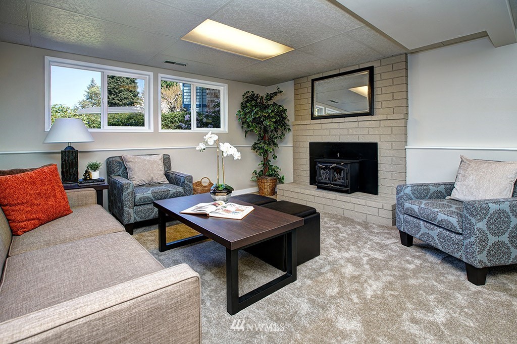 7006 175th Street Southwest Edmonds, WA 98026 - Photo 11 of 22 Gallery Image 11
