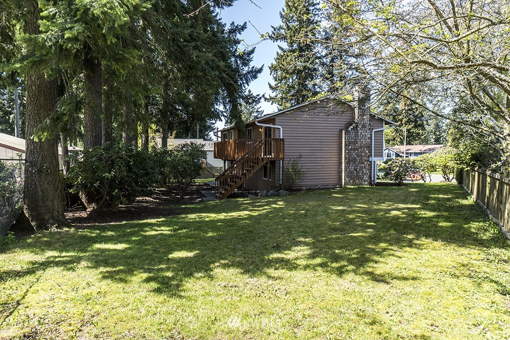 7006 175th Street Southwest Edmonds, WA 98026 - Photo 17 of 22 Gallery Image 17