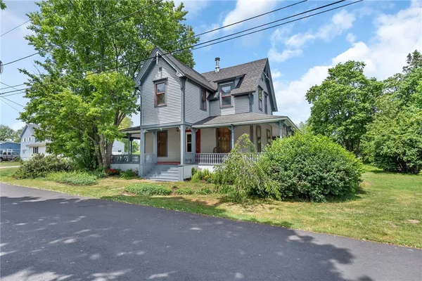 $625,000 | 41 Lippitt Avenue, Warwick, RI 02889